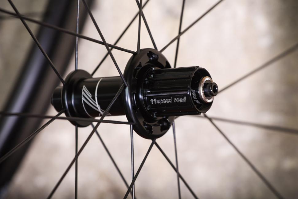 Review: Giant SLR 0 42mm wheels | road.cc