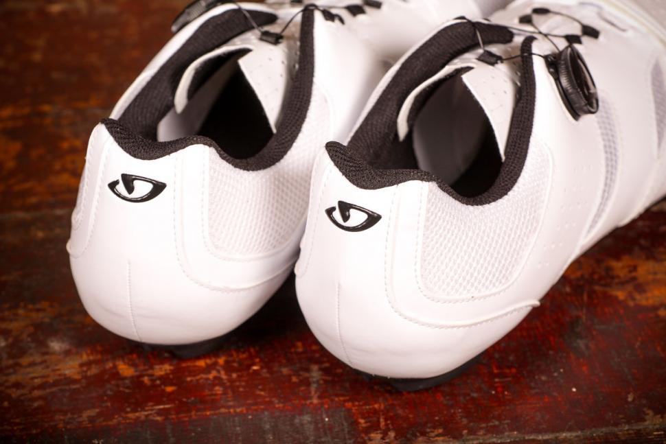 Giro Savix shoes - heels.jpg