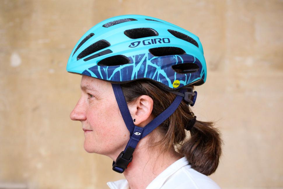 gyro bike helmet