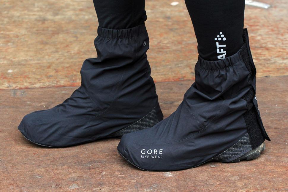 Review: Gore Universal City Gore-Tex Overshoes | road.cc