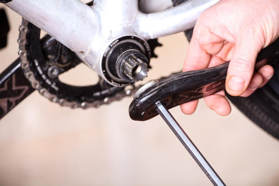 replacing bicycle crank bearings
