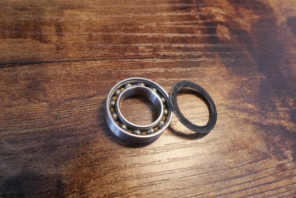 Shimano 2024 hub bearings