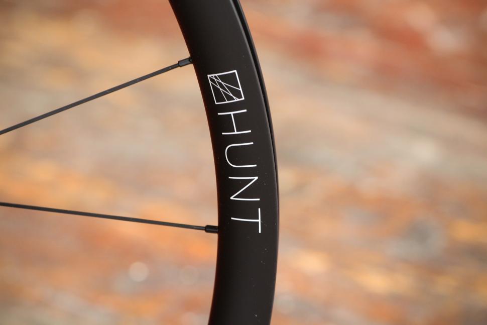 Hunt 30 carbon hot sale aero disc wheelset