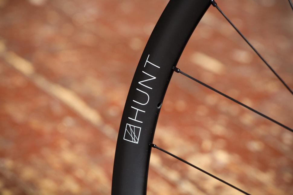 hunt 30 carbon aero disc wheelset review