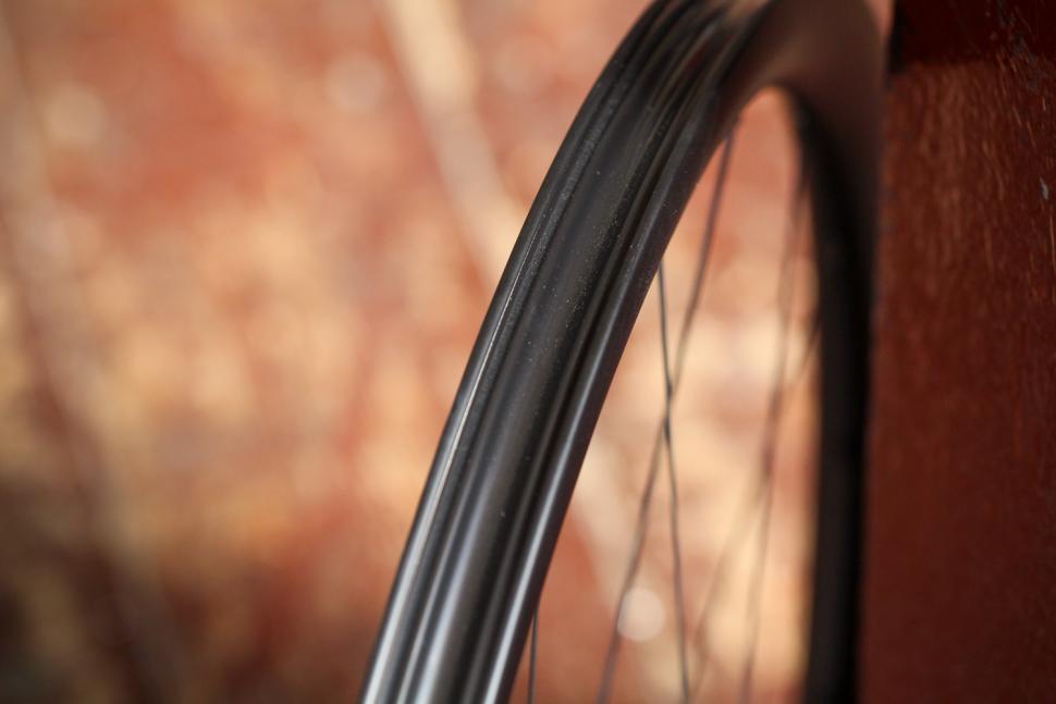 hunt 30 carbon aero disc wheelset review