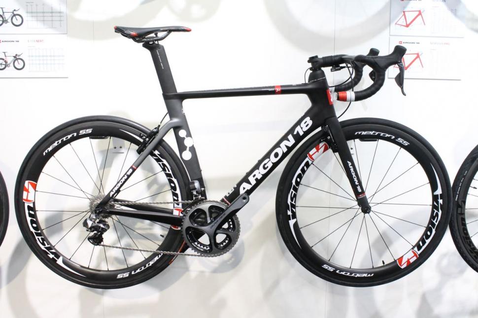 XXX road bike action from Giant, Scott, Argon 18, Stevens and Fuji ...