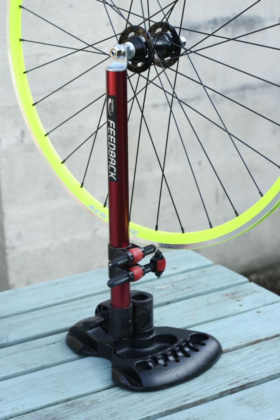 truing bike wheel at home