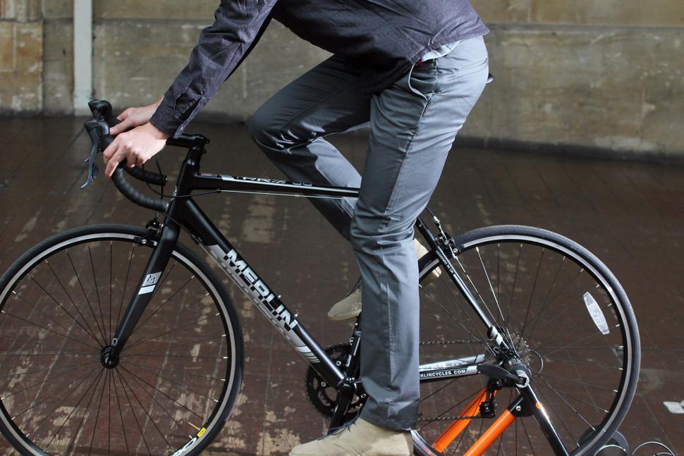 Middag eten Staat Overgang Review: Giro New Road Classic Mobility Trouser | road.cc