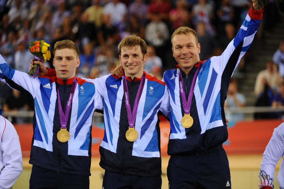 Hendy's, Kenny en Howie op het podium van Londen 2012 (copyright Britishcycling.org.uk)