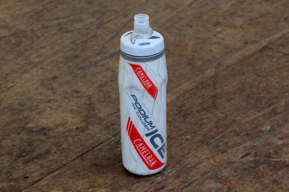DC'd White Camelbak Podium Ice BPA-Free Bottle 21oz 