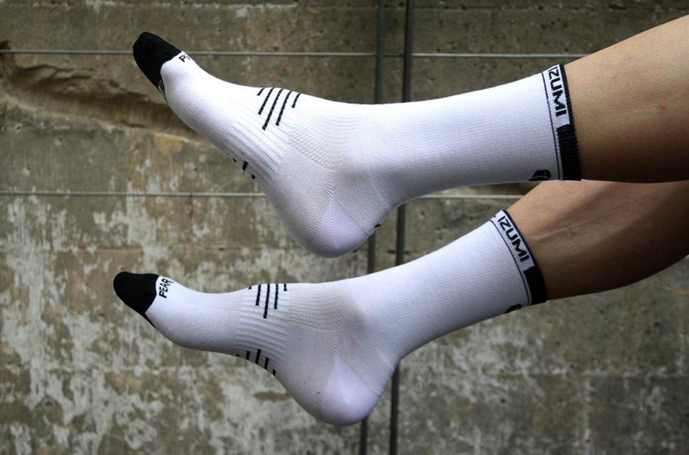 Review: Pearl Izumi Elite Tall Sock | road.cc