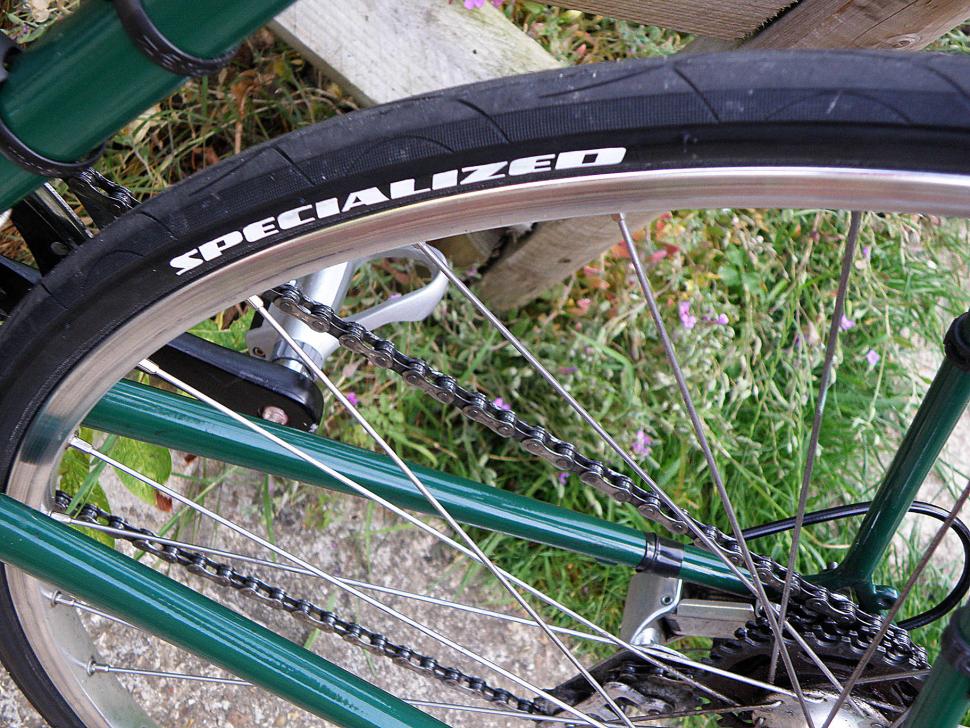 armadillo bike tire