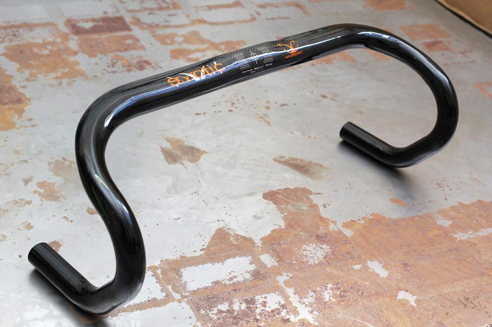 flat top carbon road handlebar