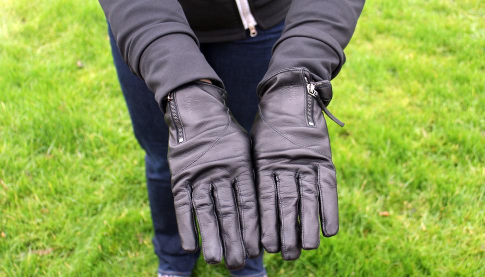 Review: Rapha Leather Town Gloves