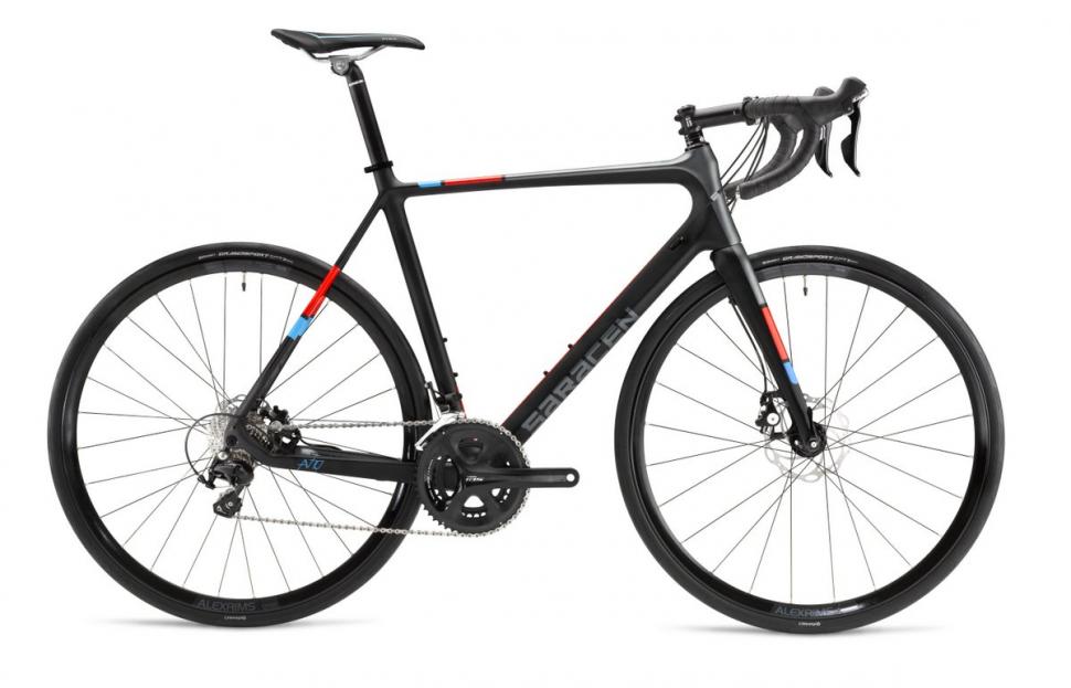 saracen tour road bike