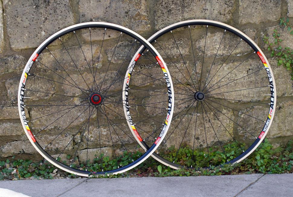 Review: Stans NoTubes Alpha 340 Wheels