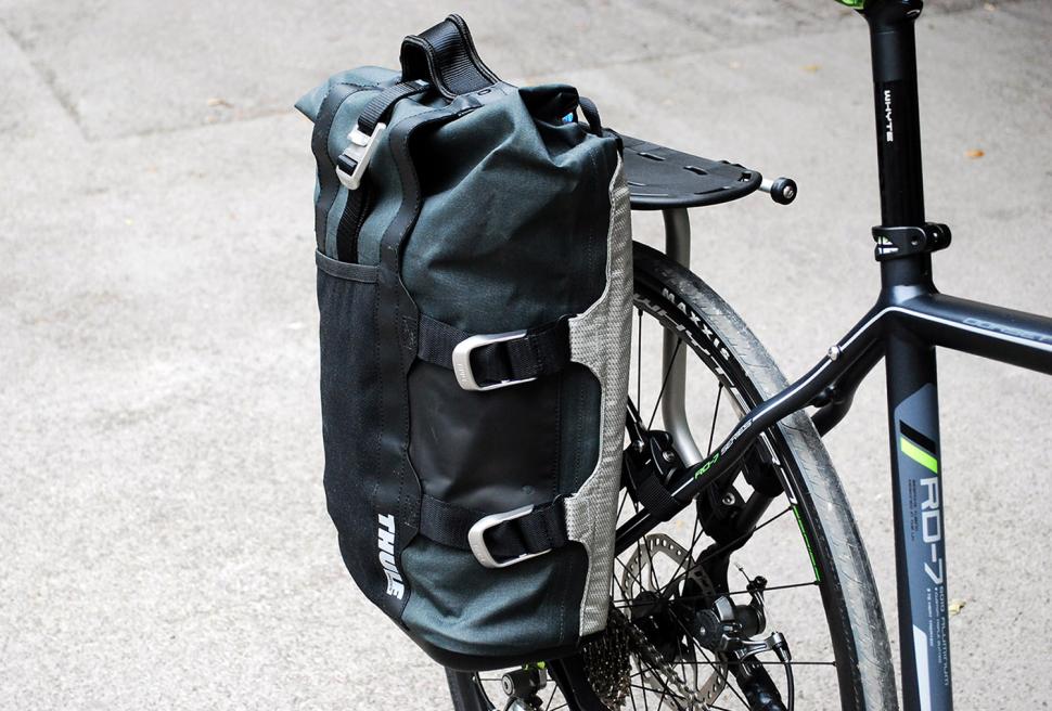Rot Havoc Munching Review: Thule Pack 'n Pedal Commuter pannier | road.cc