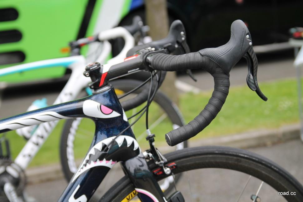 Tour Tech 2014: Vincenzo Nibali's 'Shark' Specialized ...