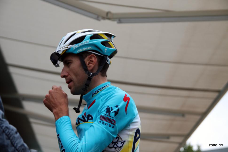 Tour Tech 2014: Vincenzo Nibali’s ‘Shark’ Specialized Tarmac | road.cc