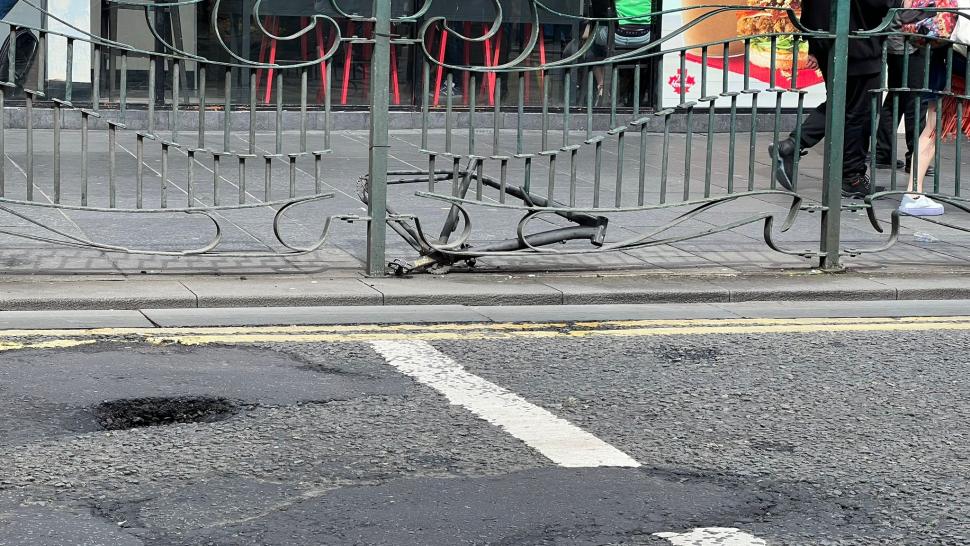 Glasgow pothole (Jamie Williams)