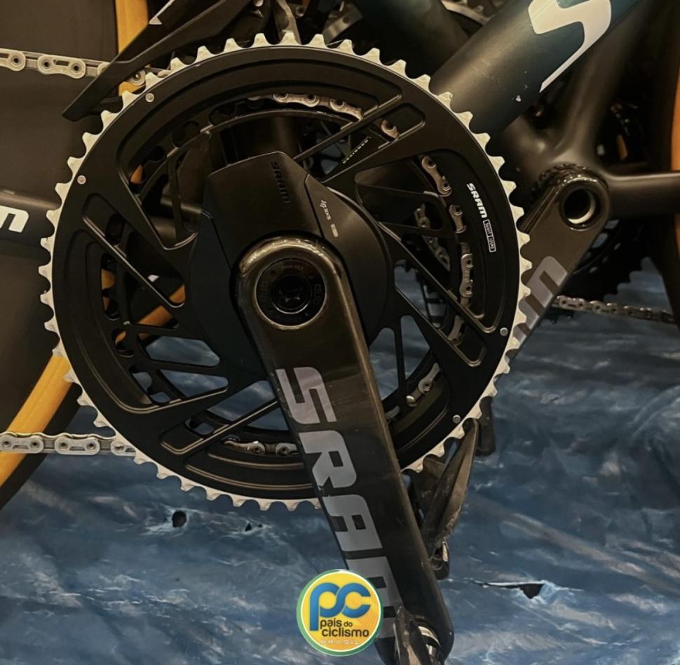 2024 leaked SRAM Red chainring @opaisdociclismo