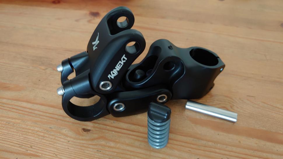 suspension stems for bicycles