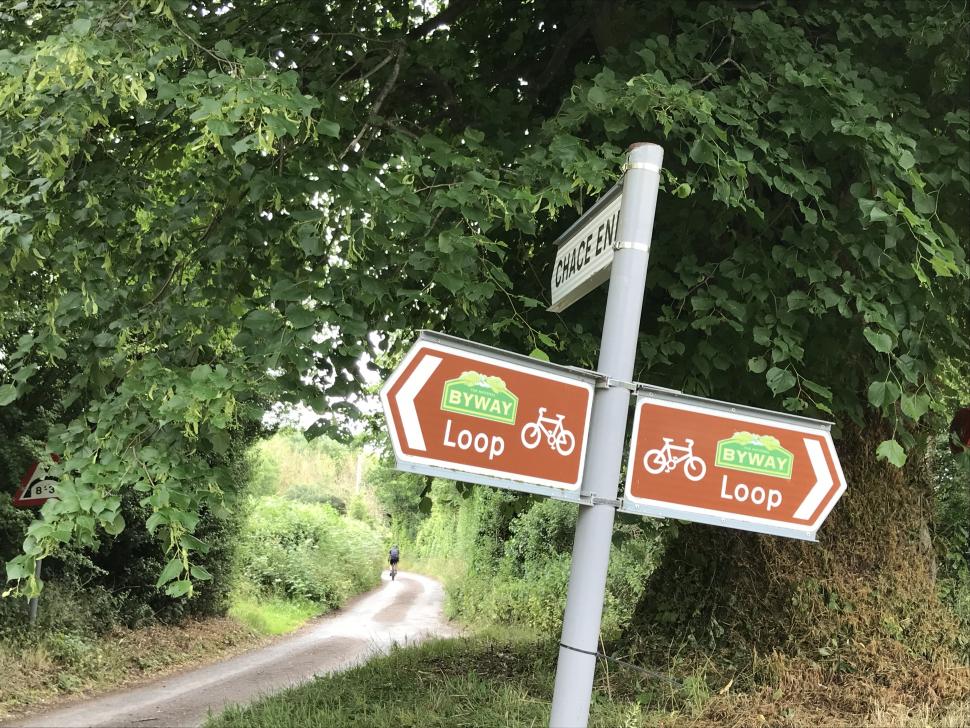 komoot coffee ride Lara Dunn - The route follows some of the pretty signposted Ledbury Loop of the National Byway