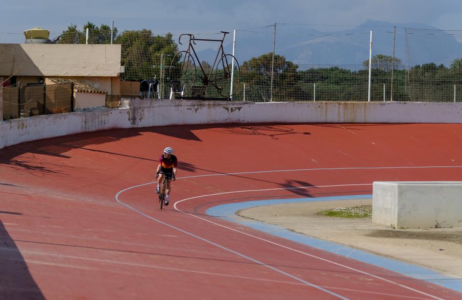 komoot mallorca feature - red velodrome