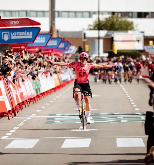 Kristen Faulkner wins 2024 Vuelta stage (EF)