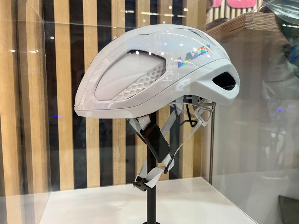 lazer pelotone helmet3