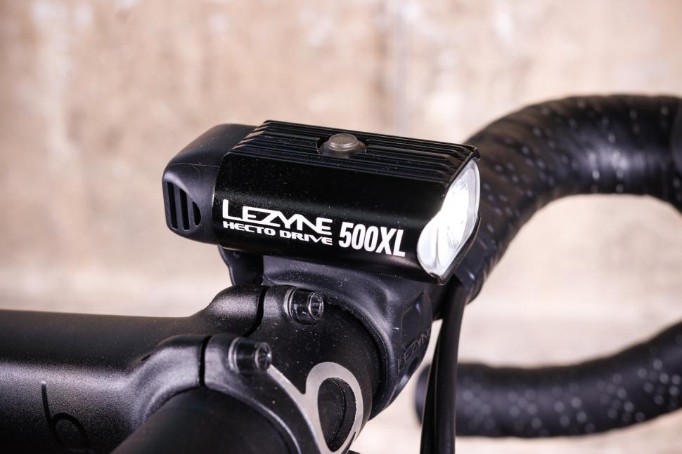 LEZYNE Lumière vélo Hecto Drive 500XL (avant) - Mathieu