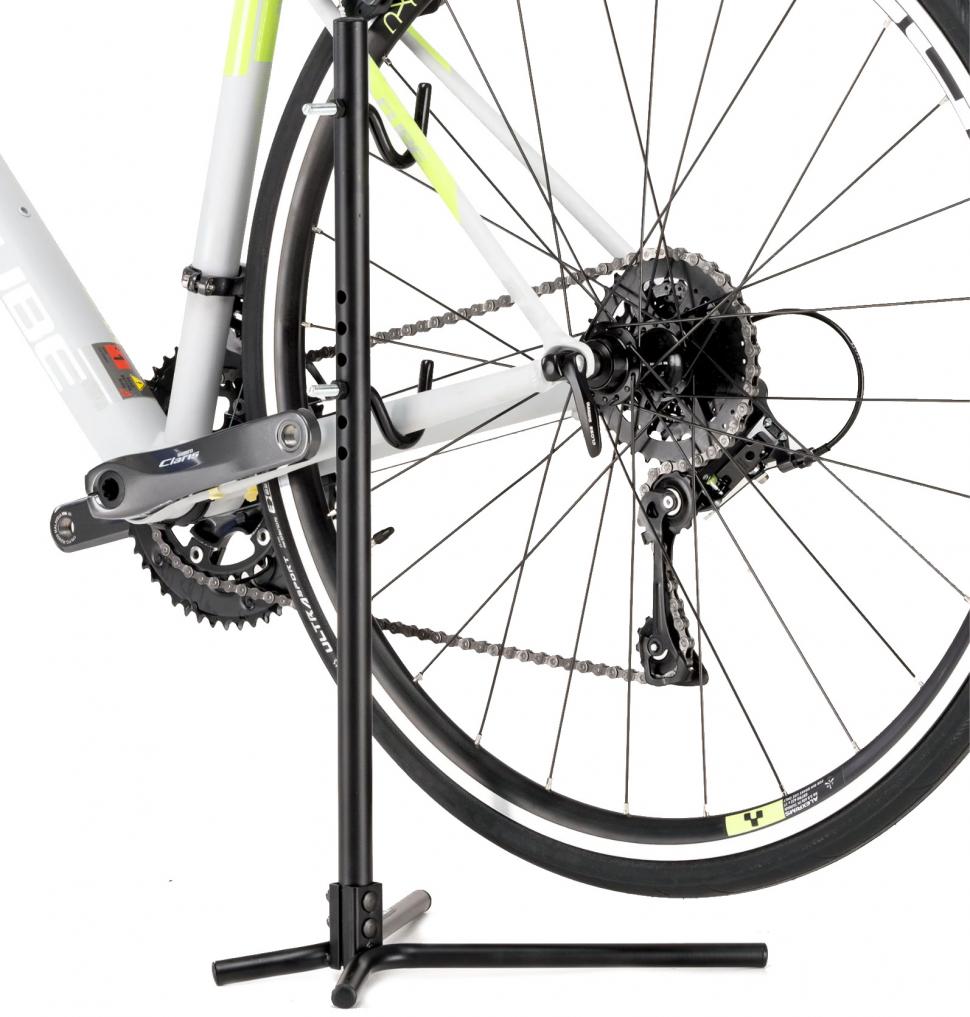 halford bike repair stand