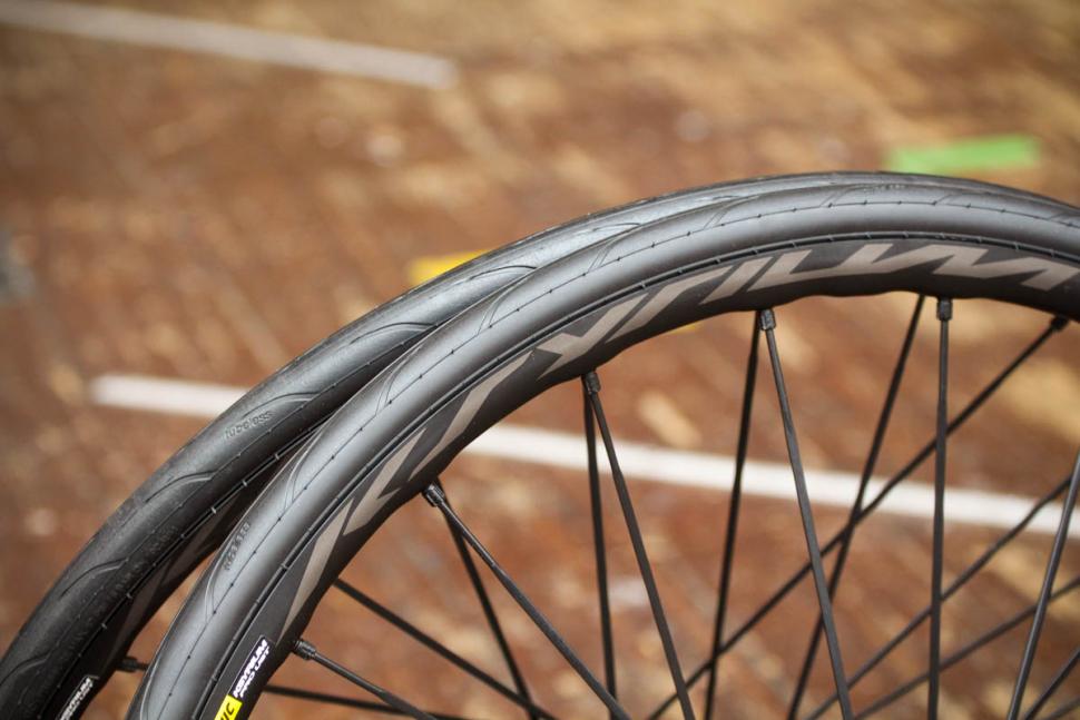 Review: Mavic Ksyrium Pro UST Disc Wheelset | road.cc