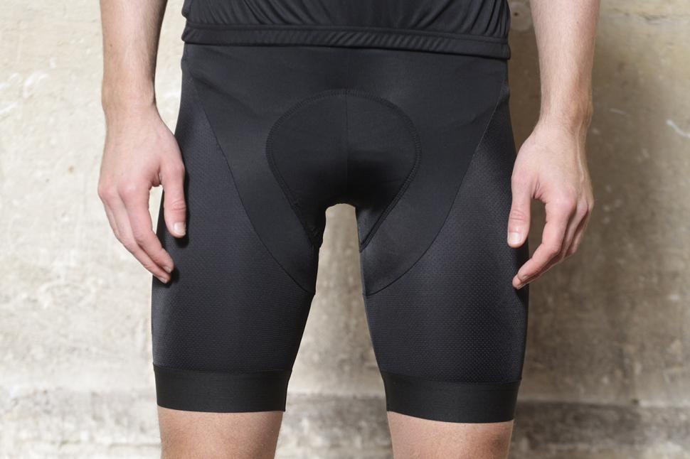 merlin bib shorts