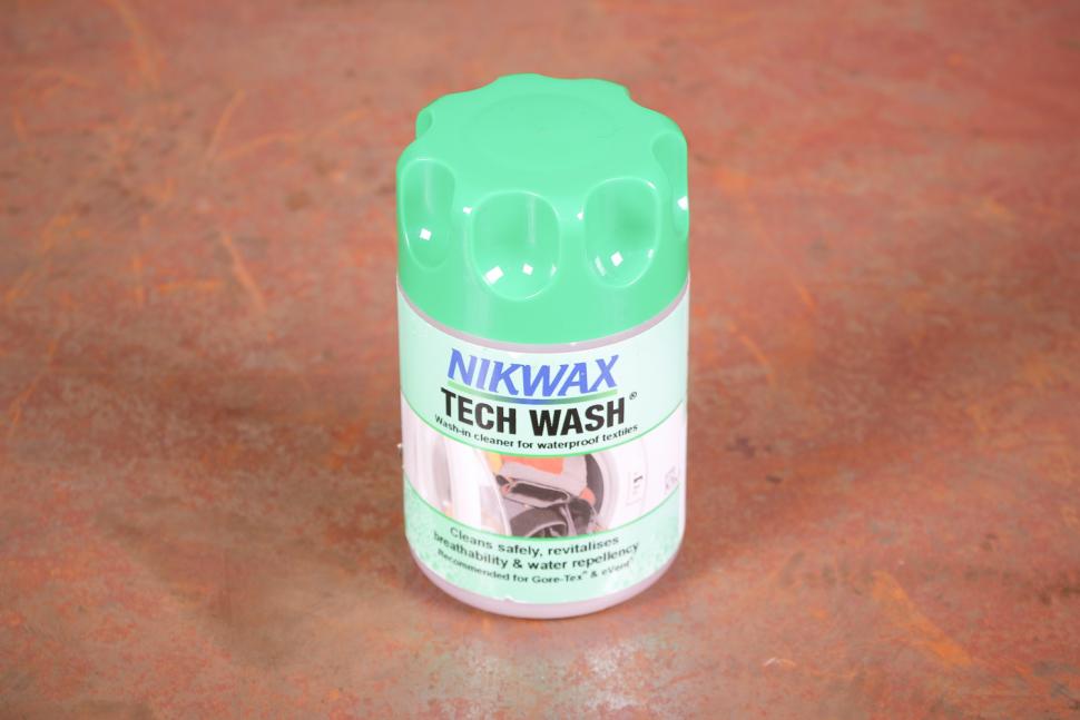 Nikwax  Commercial Cleaning & Waterproofing