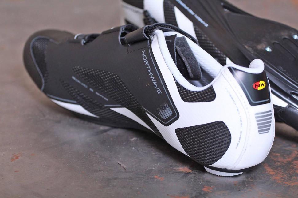 northwave 218 sonic 2 plus cycling shoes