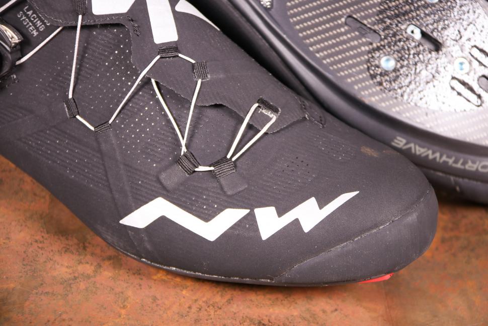 Review: Northwave Extreme RR GTX Shoes | road.cc