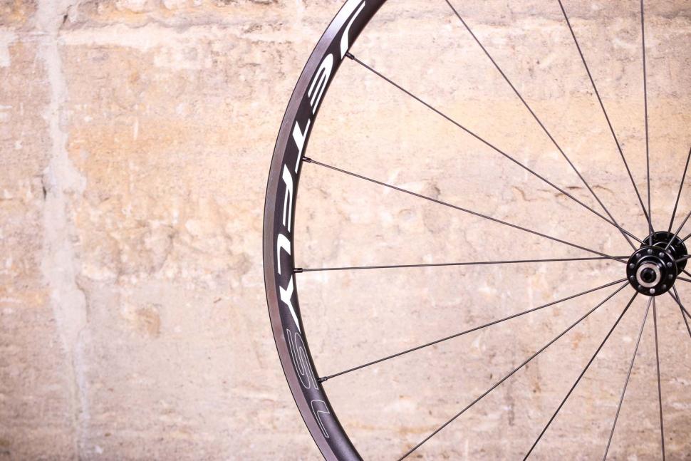 大人気最新作【新品・未使用】NOVATEC　jetfly clincher disc　前後 パーツ