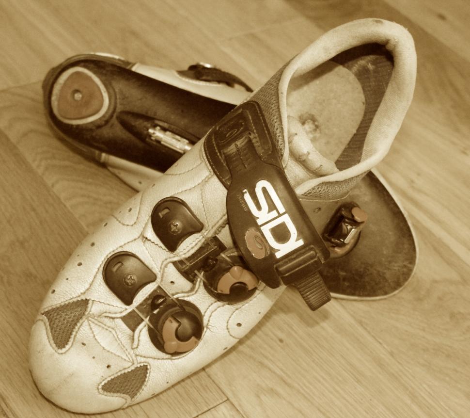sandal bike shoes
