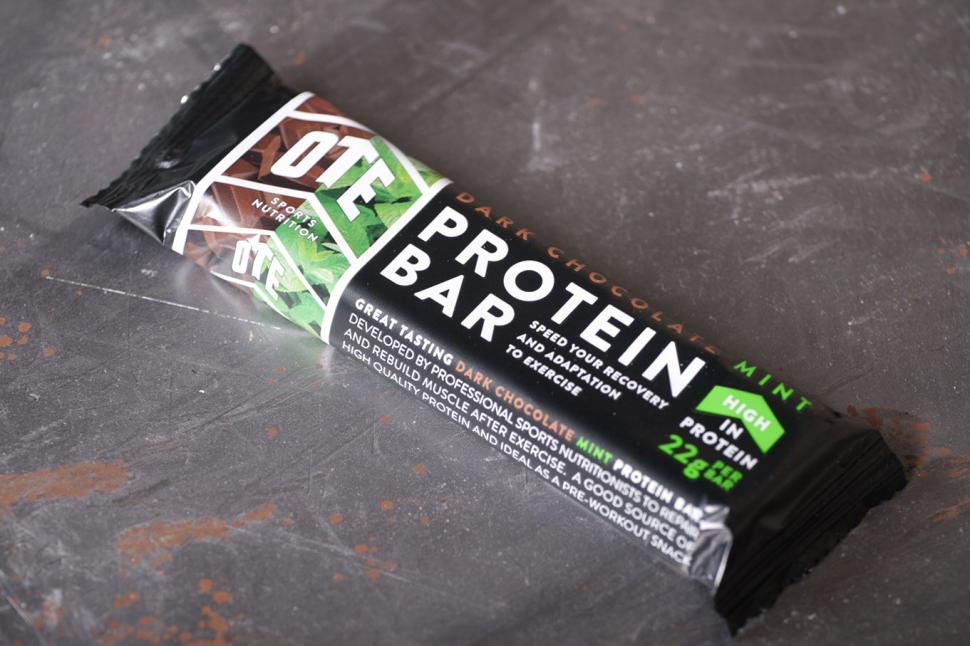 Review: OTE Protein Bar Dark Chocolate Mint