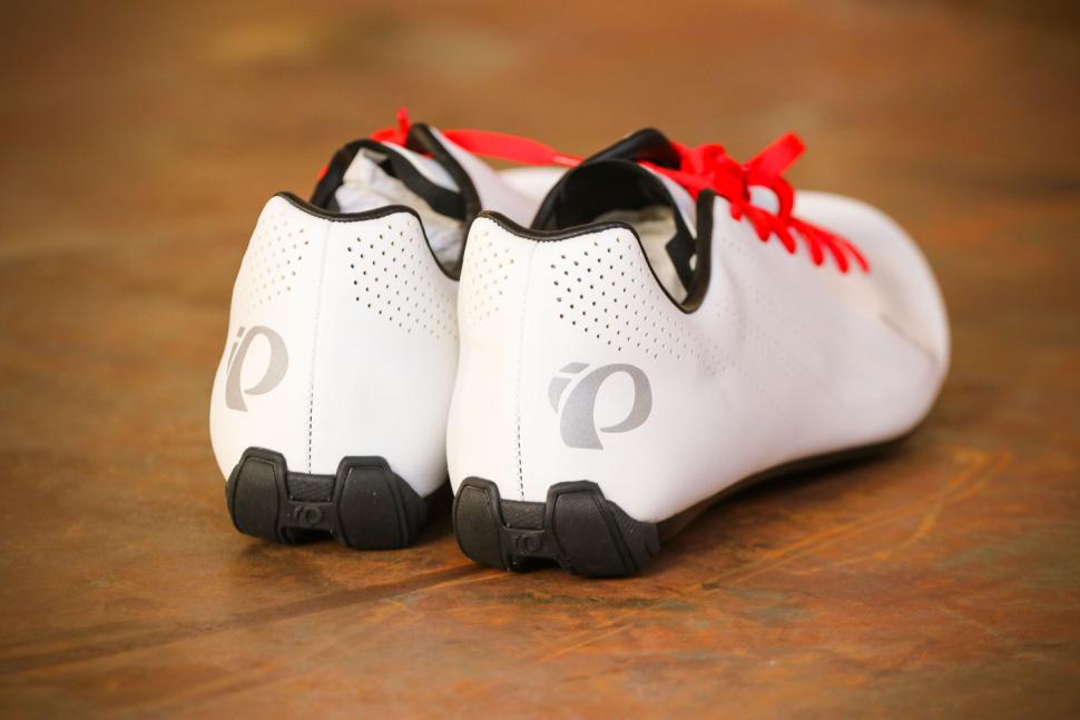 pearl izumi men's cycling shoes