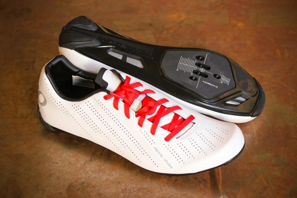 pearl izumi tour road cycling shoes review