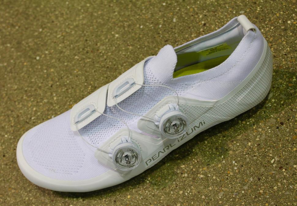 pearl izumi v5 shoes