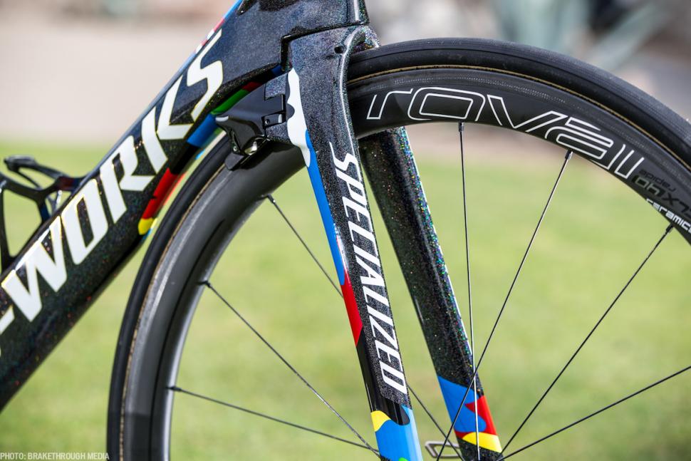 Tinkoff unveil Peter Sagan’s 2016 Specialized Venge with custom world ...