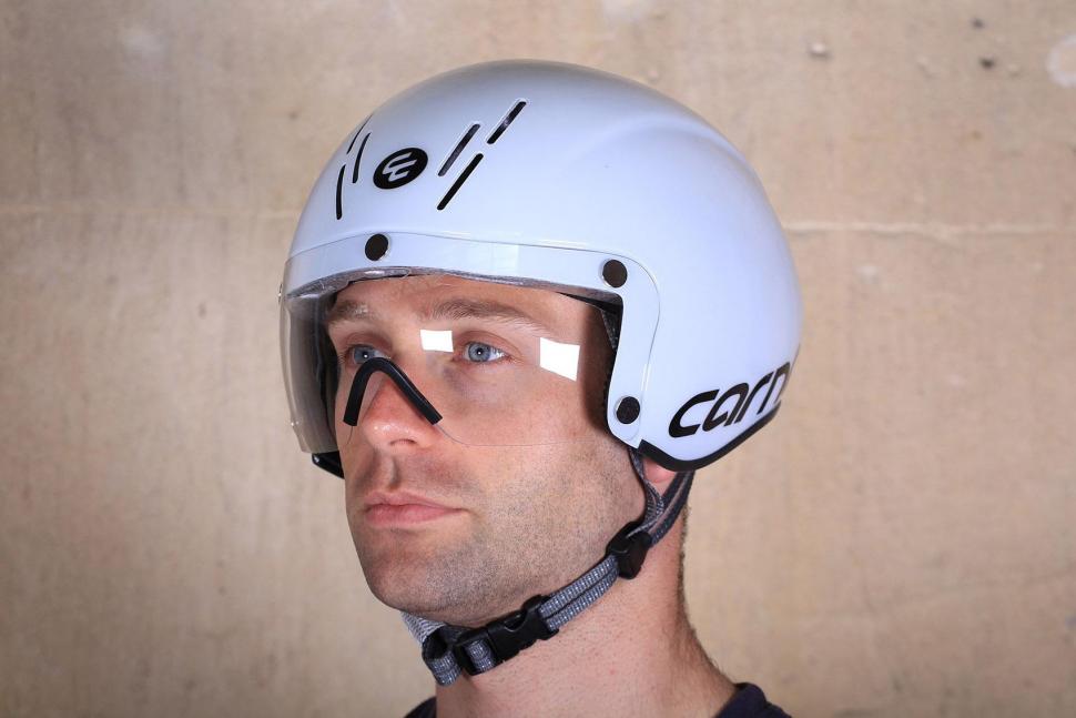 carnac aero road helmet