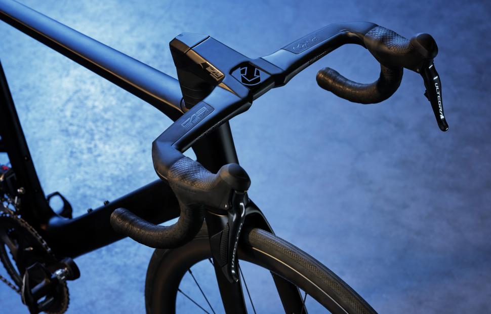 Dom bijeenkomst kiezen Pro launches £600 Vibe Evo integrated handlebar, along with new Stealth  Curved saddle | road.cc