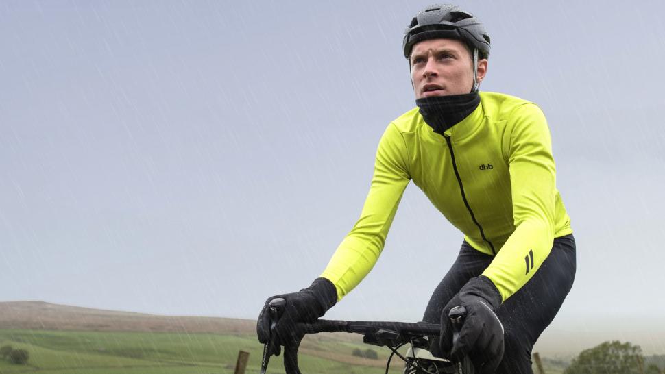 New dhb Aeron Rain Defence range aims to keep you dry in wet ...