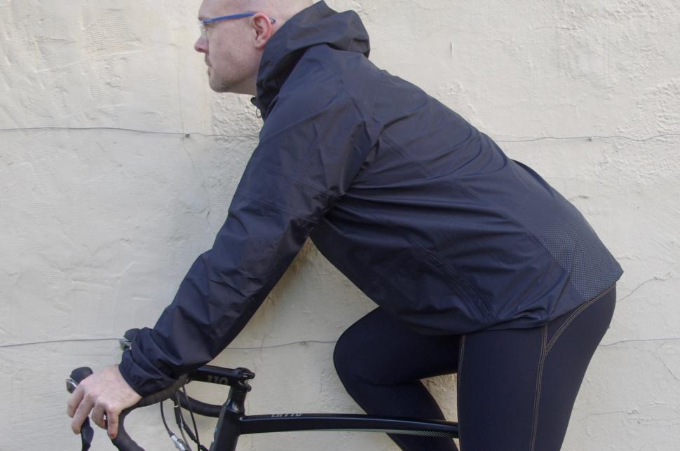 best cycling jacket for commuting