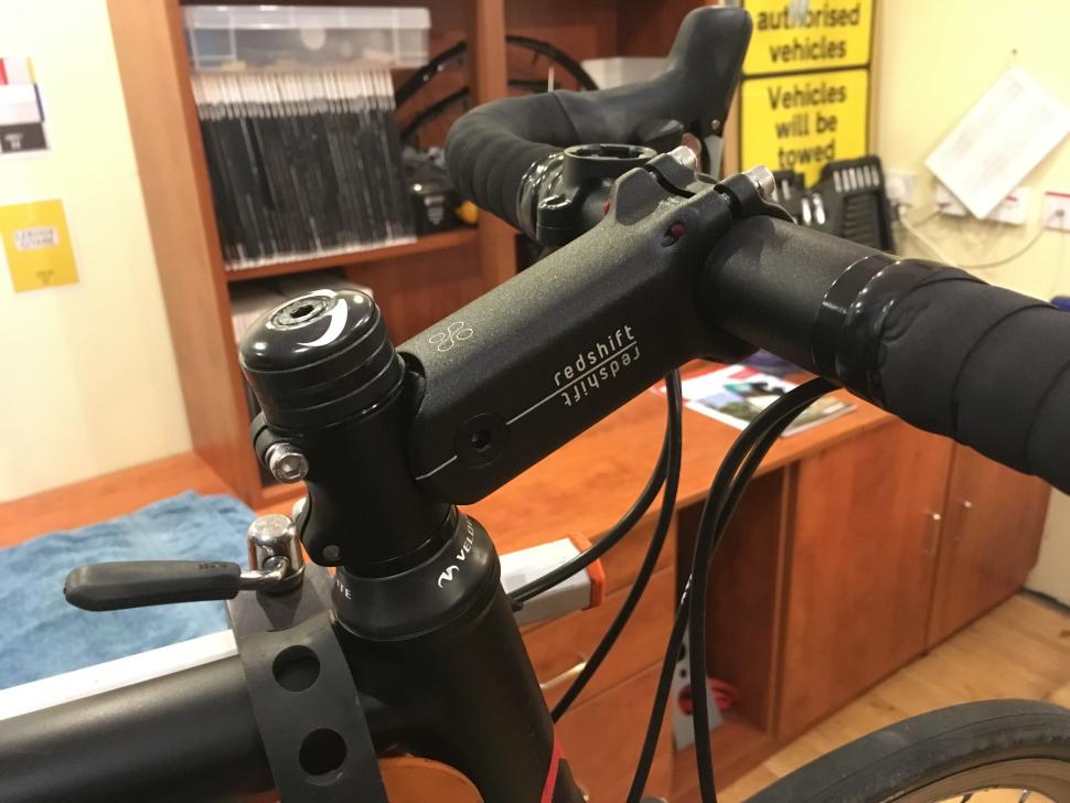 suspension stem for road bike