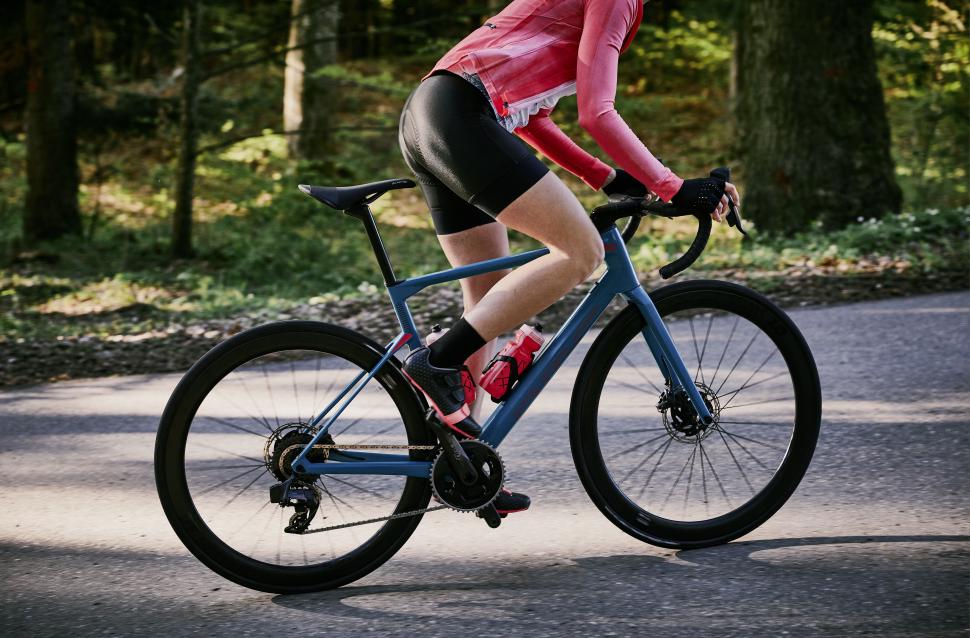 bmc roadmachine x 2019 adventure road bike